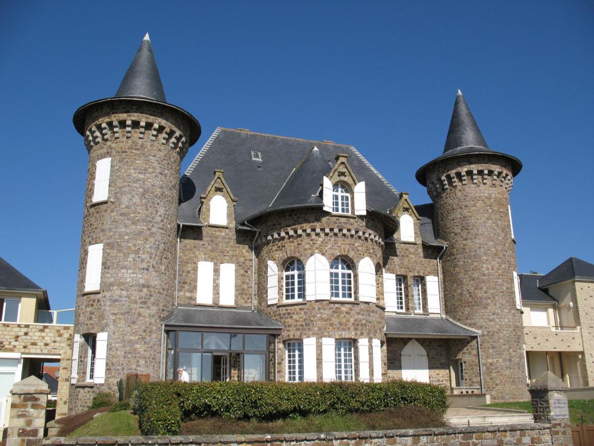 Les Terrasses Du Chateau Barneville-Carteret Esterno foto