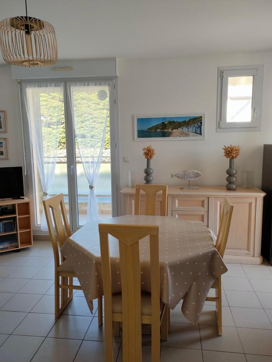 Les Terrasses Du Chateau Barneville-Carteret Esterno foto